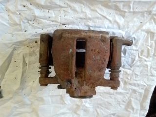 bontott AUDI A4 B8 Jobb első Féknyereg Munkahengerrel