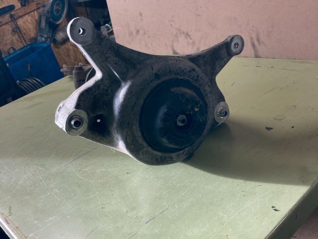 bontott AUDI A4 B8 Jobb első Lengéscsillapító