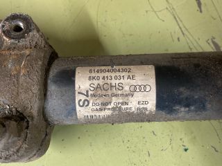 bontott AUDI A4 B8 Jobb első Lengéscsillapító