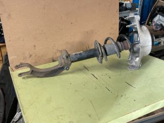 bontott AUDI A4 B8 Jobb első Lengéscsillapító