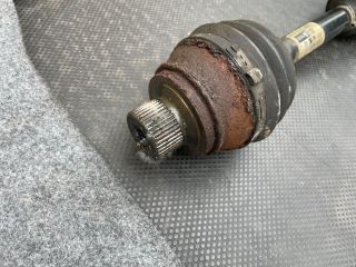 bontott AUDI A4 B8 Jobb Féltengely