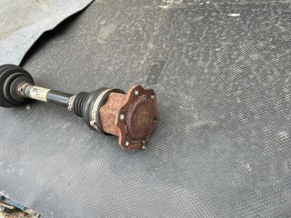 bontott AUDI A4 B8 Jobb Féltengely