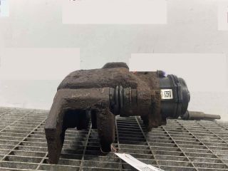 bontott AUDI A4 B8 Jobb hátsó Féknyereg Munkahengerrel