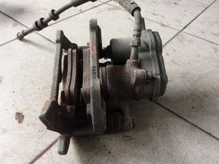 bontott AUDI A4 B8 Jobb hátsó Féknyereg Munkahengerrel