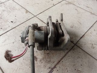 bontott AUDI A4 B8 Jobb hátsó Féknyereg Munkahengerrel