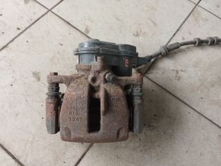 bontott AUDI A4 B8 Jobb hátsó Féknyereg Munkahengerrel