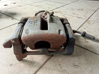 bontott AUDI A4 B8 Jobb hátsó Féknyereg Munkahengerrel