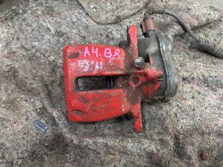 bontott AUDI A4 B8 Jobb hátsó Féknyereg Munkahengerrel