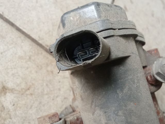 bontott AUDI A4 B8 Jobb hátsó Féknyereg Munkahengerrel