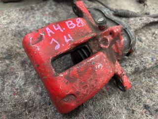 bontott AUDI A4 B8 Jobb hátsó Féknyereg Munkahengerrel