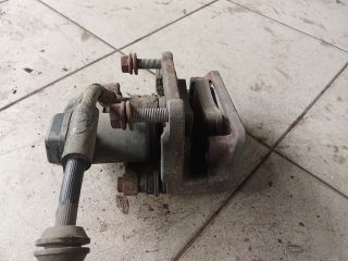 bontott AUDI A4 B8 Jobb hátsó Féknyereg Munkahengerrel