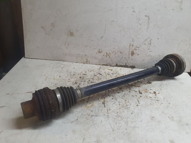 bontott AUDI A4 B8 Jobb hátsó Féltengely