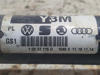 bontott AUDI A4 B8 Jobb hátsó Féltengely