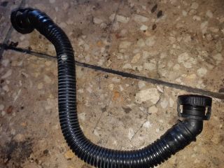 bontott AUDI A4 B8 Kartergázcső