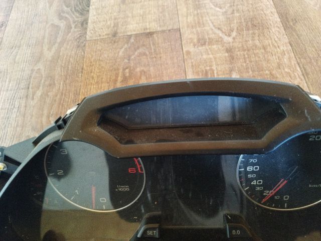 bontott AUDI A4 B8 Kilométeróra