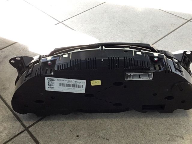 bontott AUDI A4 B8 Kilométeróra