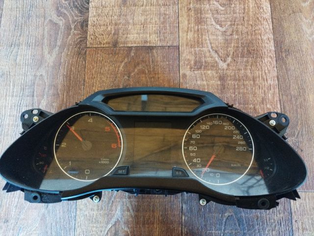 bontott AUDI A4 B8 Kilométeróra