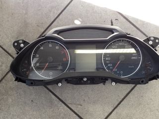 bontott AUDI A4 B8 Kilométeróra