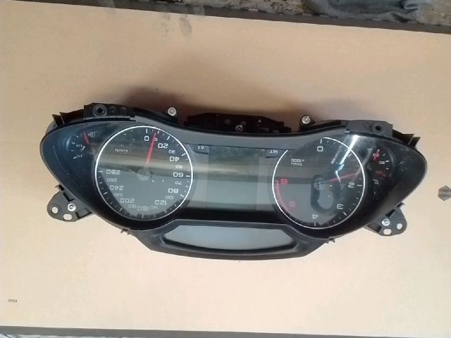 bontott AUDI A4 B8 Kilométeróra