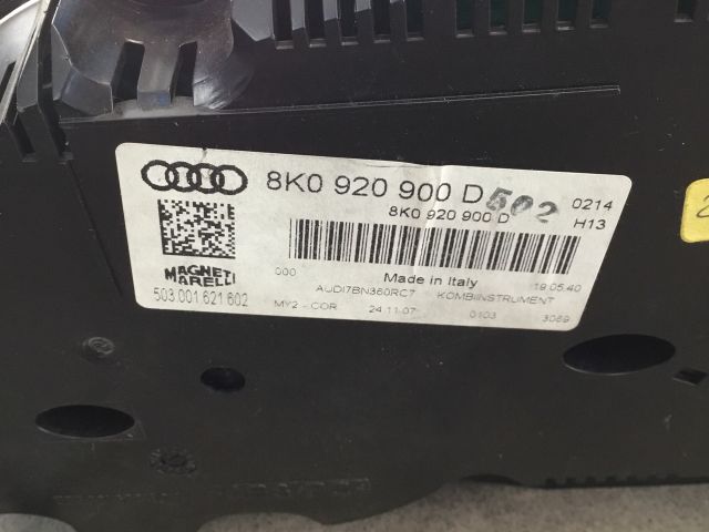 bontott AUDI A4 B8 Kilométeróra