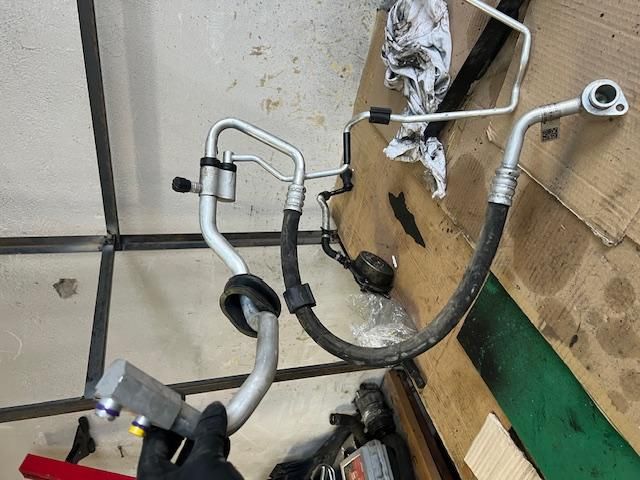 bontott AUDI A4 B8 Klíma Cső