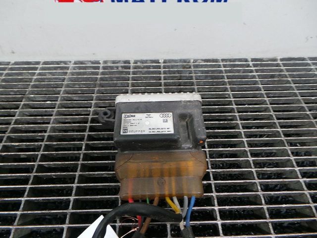 bontott AUDI A4 B8 Klíma Relé