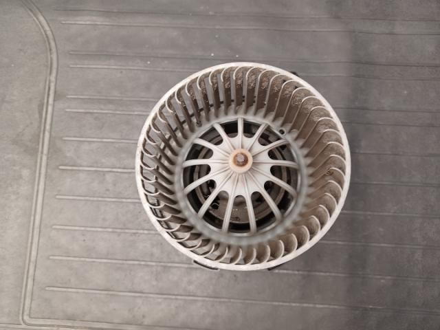 bontott AUDI A4 B8 Klímahűtő Ventilátor