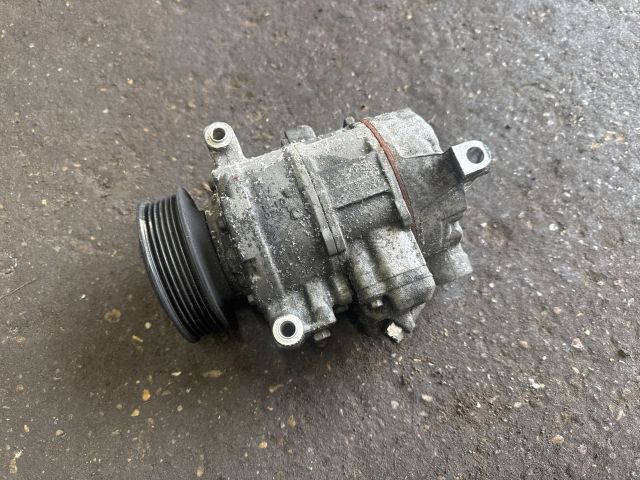 bontott AUDI A4 B8 Klímakompresszor