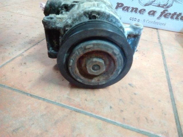 bontott AUDI A4 B8 Klímakompresszor