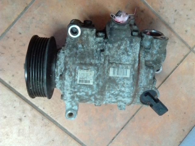 bontott AUDI A4 B8 Klímakompresszor
