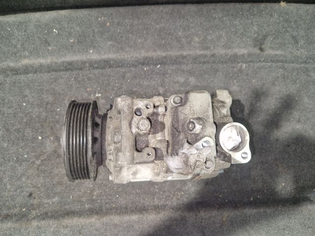 bontott AUDI A4 B8 Klímakompresszor