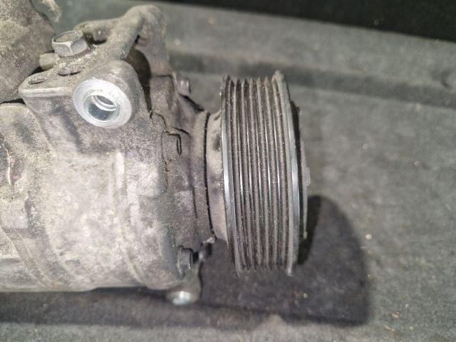 bontott AUDI A4 B8 Klímakompresszor