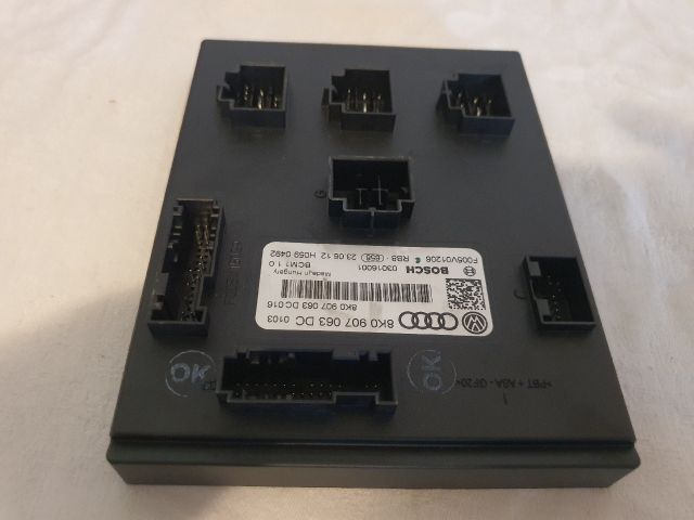 bontott AUDI A4 B8 Komfort Elektronika