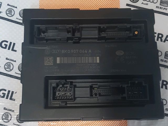 bontott AUDI A4 B8 Komfort Elektronika