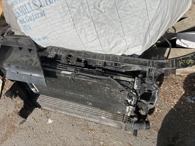 bontott AUDI A4 B8 Komplett Homlokfal (Részeivel)