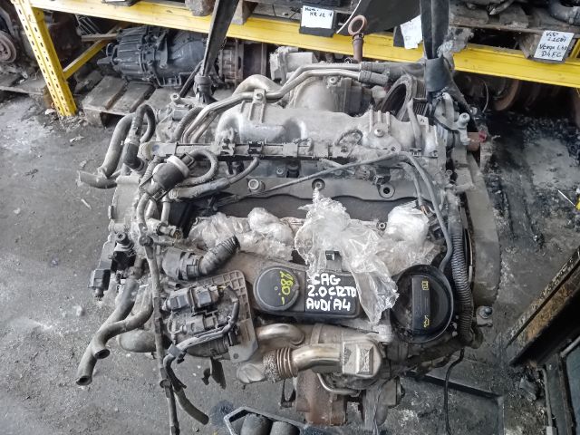 bontott AUDI A4 B8 Komplett Motor (Segédberendezésekkel)