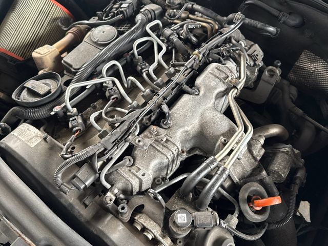 bontott AUDI A4 B8 Komplett Motor (Segédberendezésekkel)