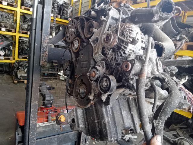 bontott AUDI A4 B8 Komplett Motor (Segédberendezésekkel)