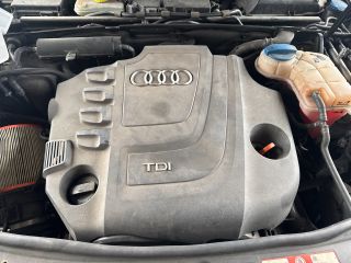 bontott AUDI A4 B8 Komplett Motor (Segédberendezésekkel)