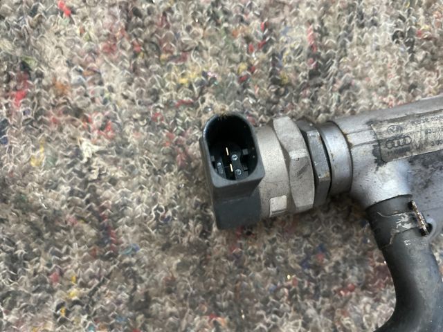 bontott AUDI A4 B8 Közösnyomócső