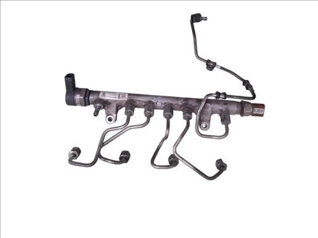 bontott AUDI A4 B8 Közösnyomócső