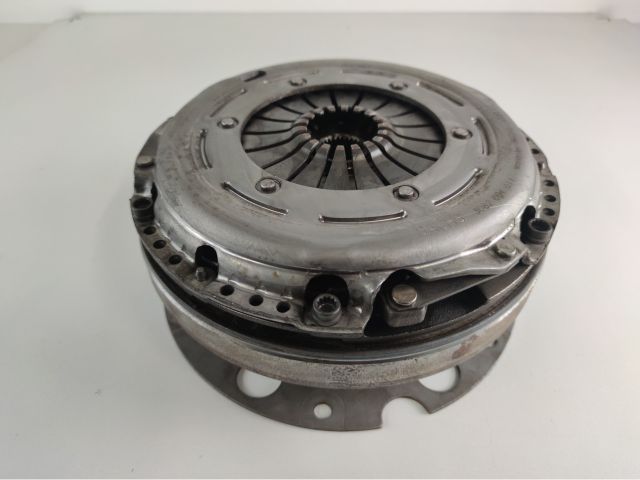 bontott AUDI A4 B8 Kuplung Szett Lendkerékkel