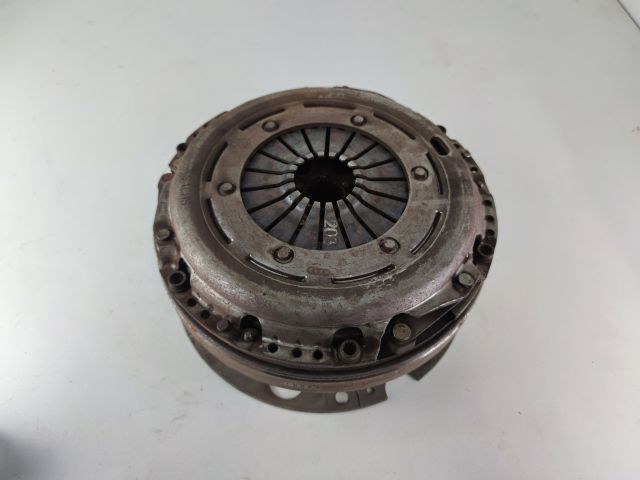 bontott AUDI A4 B8 Kuplung Szett Lendkerékkel