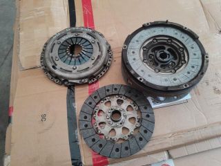 bontott AUDI A4 B8 Kuplung Szett (Szerkezet, Tárcsa)