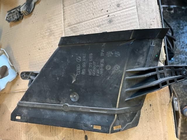 bontott AUDI A4 B8 Légbeömlő Cső