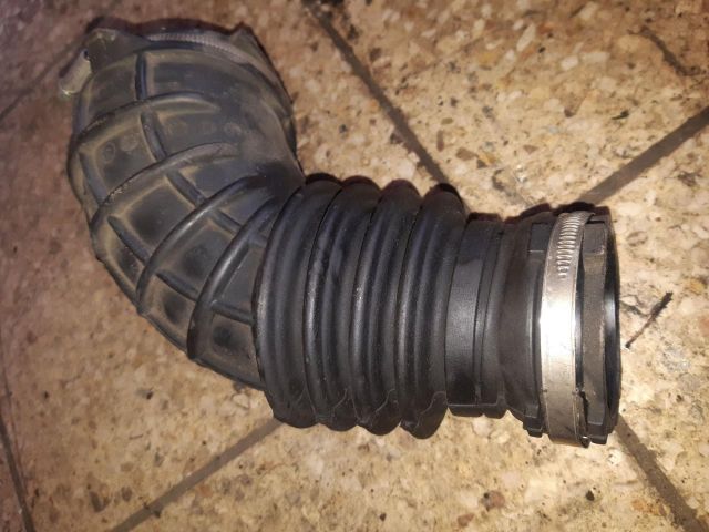 bontott AUDI A4 B8 Légbeömlő Cső