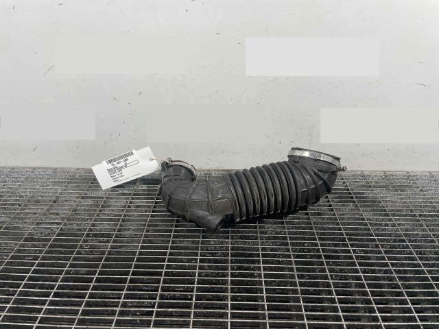 bontott AUDI A4 B8 Légbeömlő Cső