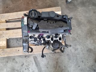 bontott AUDI A4 B8 Motor (Fűzött blokk hengerfejjel)