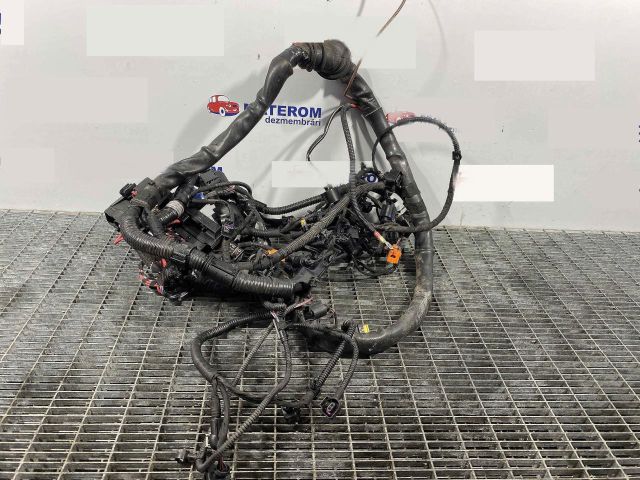 bontott AUDI A4 B8 Motor Kábelköteg