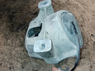 bontott AUDI A4 B8 Motor Tartó Bak Bal